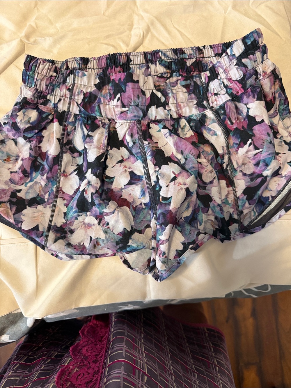 LULULEMON Women's Athletic Shorts - Purple & Black